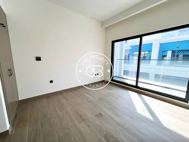 Lowest Price | Near Green Belt | Corner - Image 23