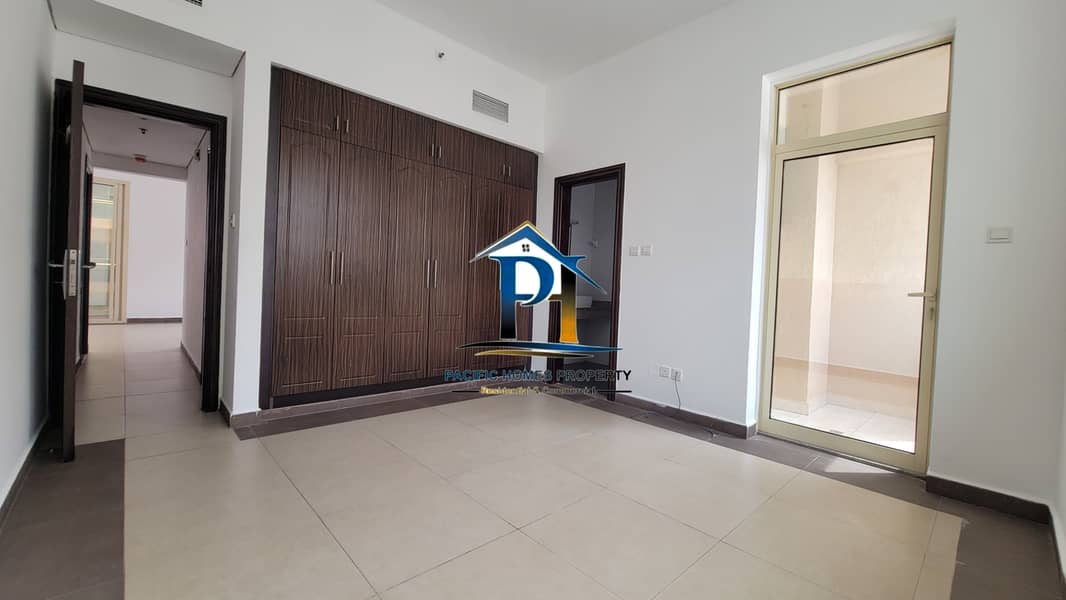 NEAR TO NMC HOSPITAL 1-BHK AVAILABLE FOR RENT WITH ALL AMENITIES ONLY IN 55K