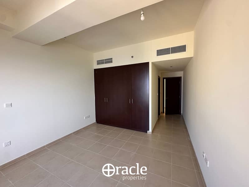 Sea View | all rooms with bath - Image 6