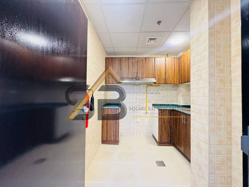 Close to Union Coop|1Bhk Apartment|Close kitchen|All Amenities