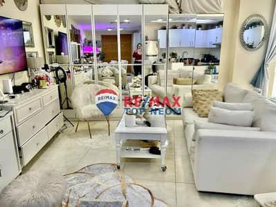 Studio à à louer à Jumeirah Village Triangle (JVT), Dubai - Appartement à Jumeirah Village Triangle (JVT)，JVT District 3，Golden Wood Views, 70000 AED - 13157643