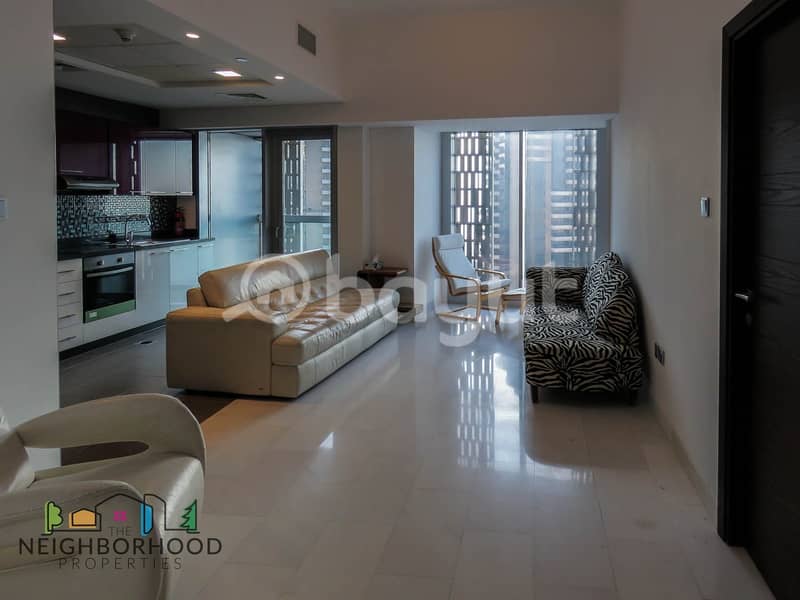 Spacious 1 bed| Cayan Tower|Semi Furnished