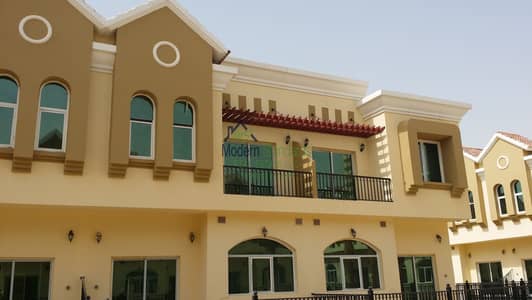 3 Camere Townhouse in Affitto a Dubai Industrial City, Dubai - Sahara Meadows Villa (3). jpg