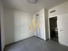 شقه غرفه وصاله بموقع مميز مجهزه باجهزه المطبخ بنظام المنزل الذكي