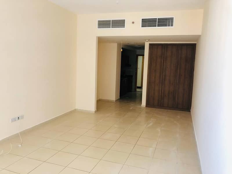 Big studio and high floor with free parking in Ajman one tower