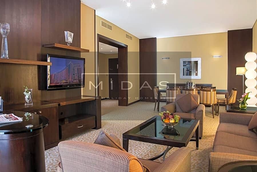 Prime Location I City View I Serviced I Balcony