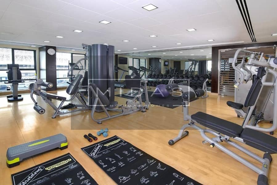 Prime Location I City View I Serviced I Balcony - Image 9