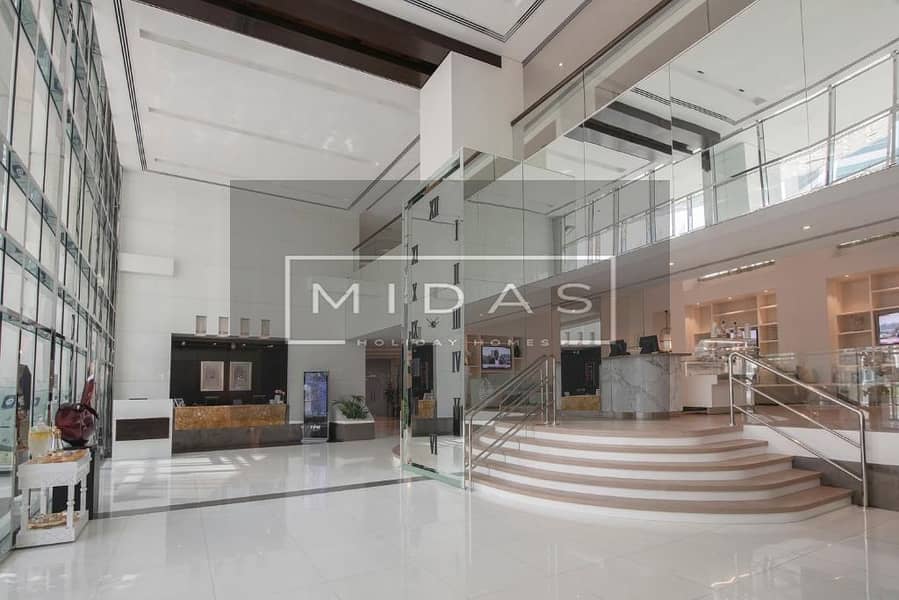 Prime Location I City View I Serviced I Balcony - Image 13