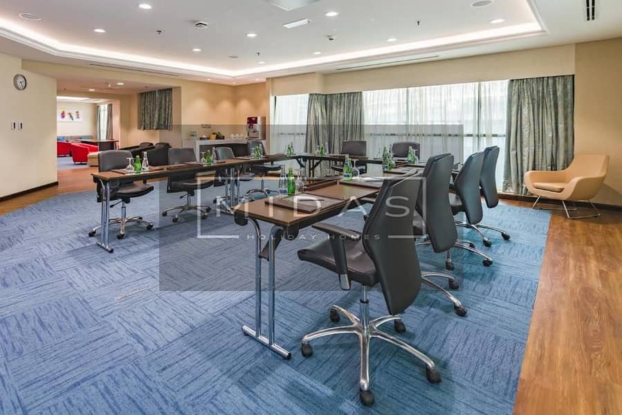 Prime Location I City View I Serviced I Balcony - Image 16