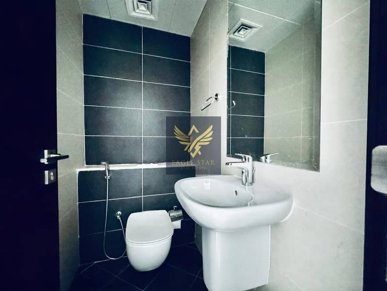 1B/R WITH ALL AMENITIES | NEAR METRO | FAMILY PLACE