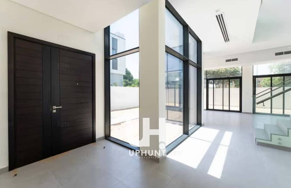 POOL+DRIVER ROOM + LARG SINGAL ROW NO AGENTS PLS