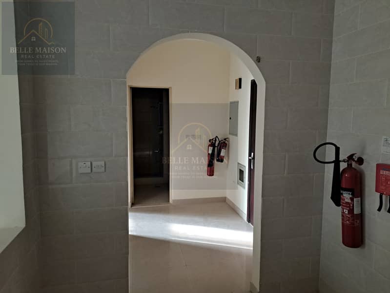5 BM-RES-R-002_1BR_Apt-2_2nd_Fl_Bldg-106_13. jpg