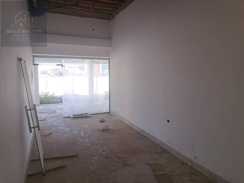 8 BM-COM-R-005_Shop-5_35K_Al_Nakheel_RAK_16. jpg