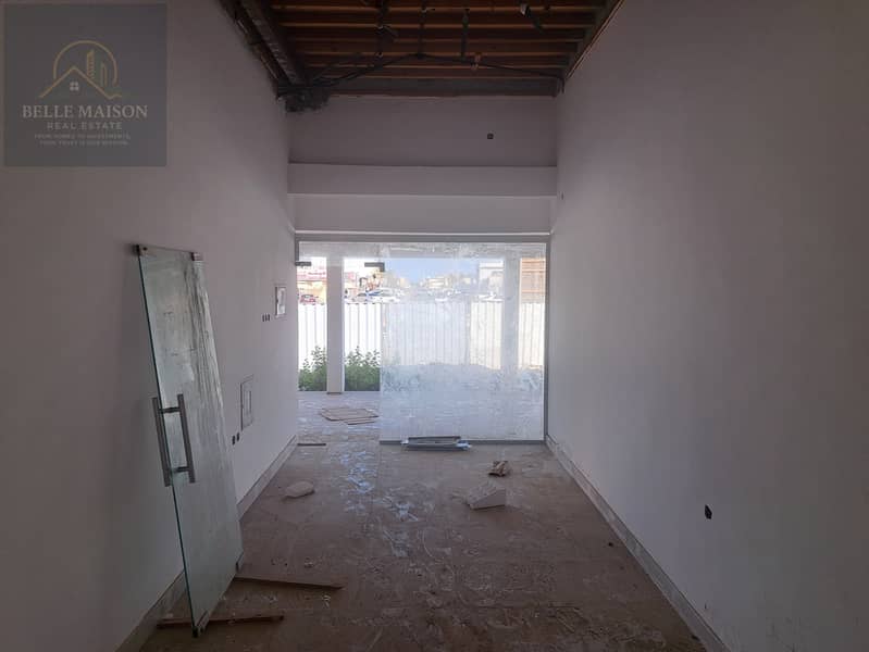 10 BM-COM-R-005_Shop-5_35K_Al_Nakheel_RAK_18. jpg