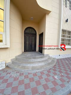 للبيع فيلتين على ارض واحدة - العين البطين