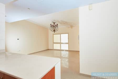 High Floor - Vacant - Lagoon and Golf Course View High Floor - Vacant - Lagoon and Golf Course View