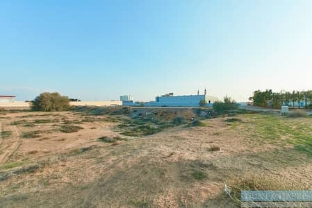 Residential/Commercial plot near Busy Main Road! Residential/Commercial plot near Busy Main Road!