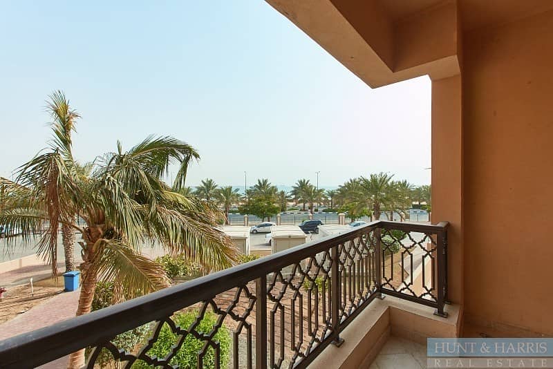 Furnished One Bedroom Apartment - Beachfront Living