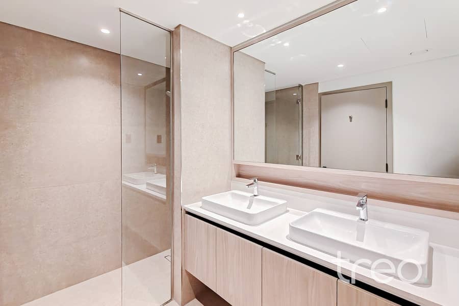 Single row | Available now | Park Facing - Image 14