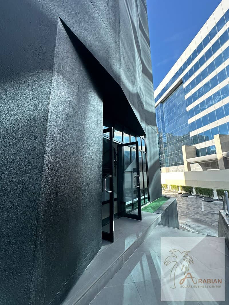 6 RIGHT SIDE CORNER ENTRANCE. jpg