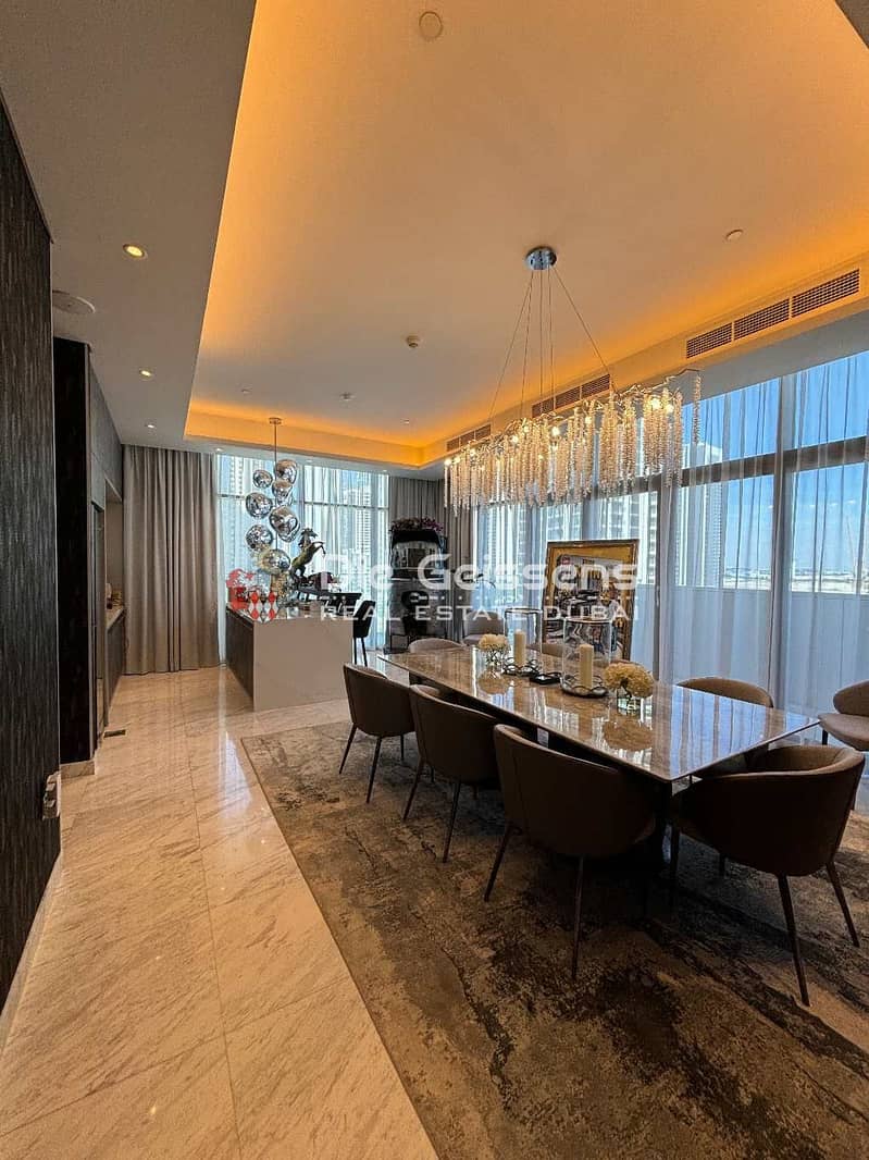 9 luxury-Dining-Area-and-Kitchen. jpg