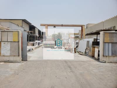 Warehouse de  à à vendre à Industrial Area, Sharjah - 5b6aeecd-8e43-4e1b-b204-f39fe80d7e60. jpg