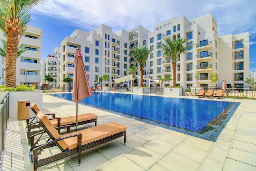 8 Swimming pool. jpg