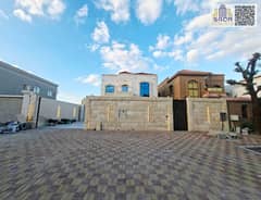 فيلا مودرن فاخرة شامل المكيفات والمياة والكهرباء- تملك حر لجميع الجنسيات