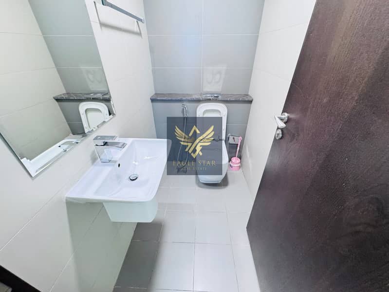 2B/R WITH STORE | GYM | POOL | CLOSE TO METRO - Image 7