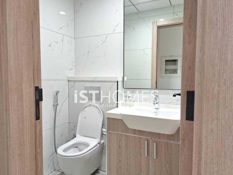 Brand New | Maid’s Room I Prime Location | Gym | Pool | Close Kitchen I Open View - Image 22