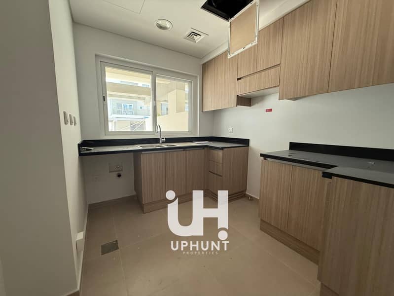 MIDDLE UNIT | MULTIPLE OPTIONS | WALKING DISTANCE LAGOONS | NON NEGOTIABLE PRICE | - Image 11