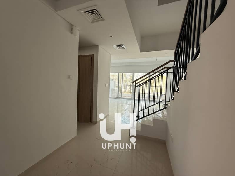 MIDDLE UNIT | MULTIPLE OPTIONS | WALKING DISTANCE LAGOONS | NON NEGOTIABLE PRICE | - Image 20