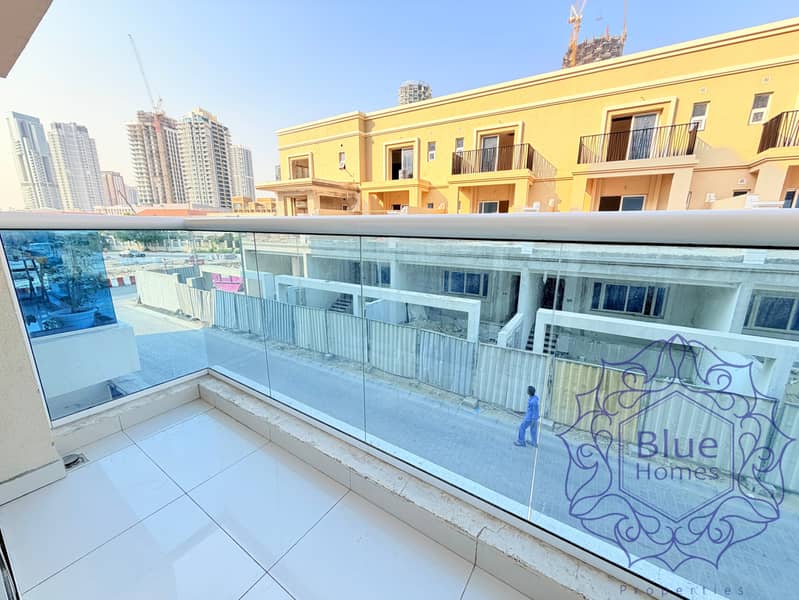 Luxury 1BHK Vacant inquire now