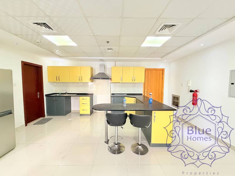 Luxury 1BHK Vacant inquire now