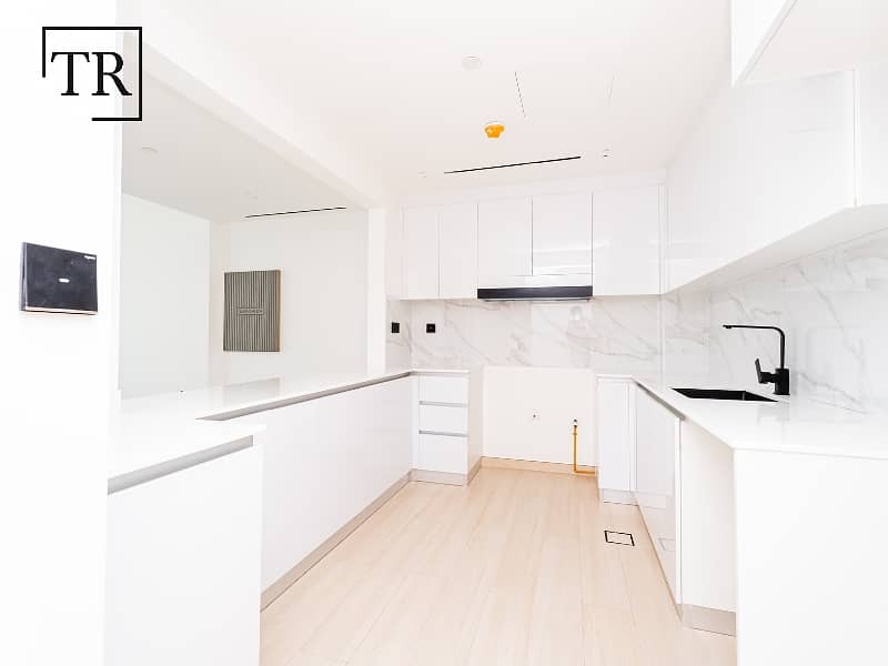 High End Finishing | Smart Layout | Prime Location - Image 7