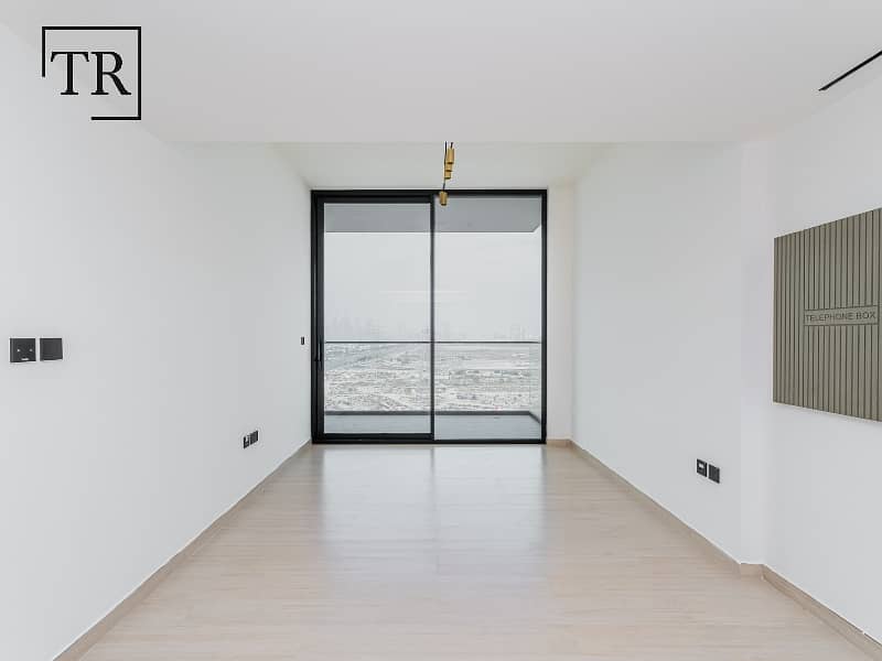 High End Finishing | Smart Layout | Prime Location - Image 9