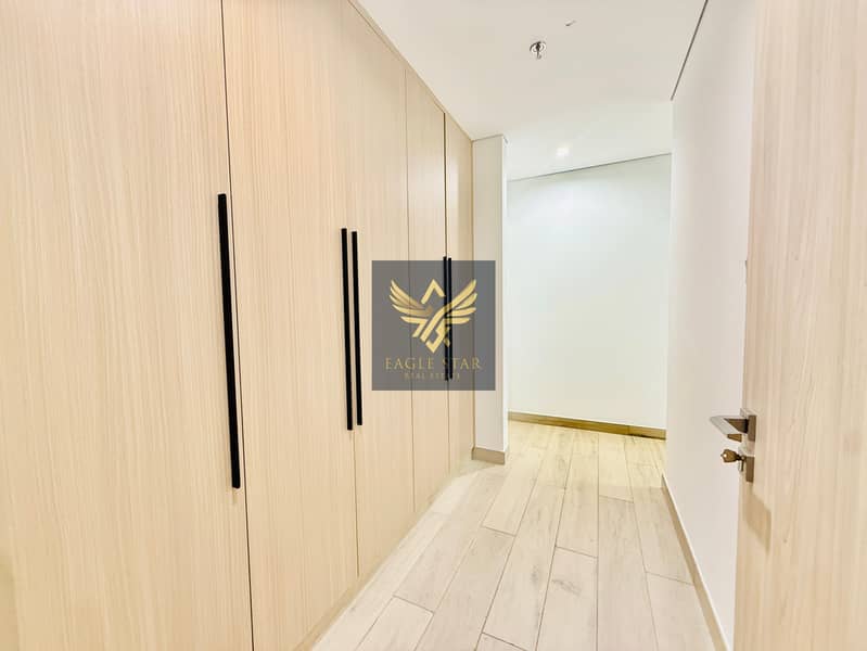 Wooden floor | Spacious 2B/R | Near Sheikh Zayed - Image 9