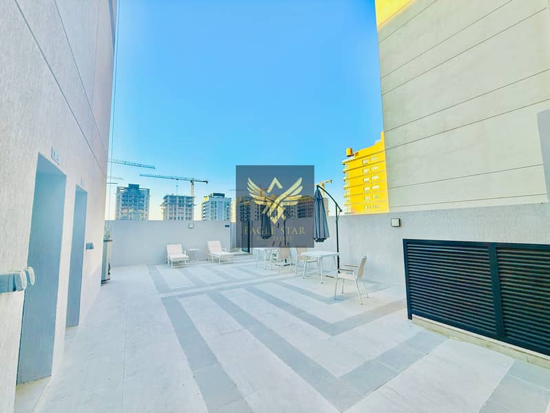 Wooden floor | Spacious 2B/R | Near Sheikh Zayed - Image 13