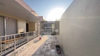 فیلا في الغافیة 5 غرف 72000 درهم - 13981043