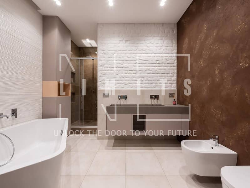 Corner Unit | Back-to-Back | Water Feature View - Image 12