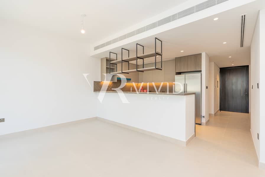 Pool and Park | Fully Upgraded | Sunset Backyard - Image 5