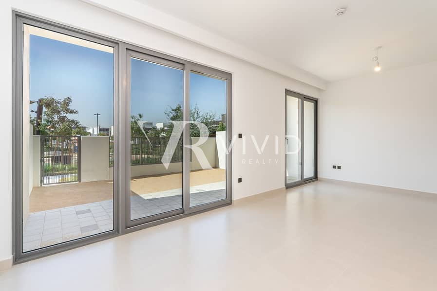 Pool and Park | Fully Upgraded | Sunset Backyard - Image 7