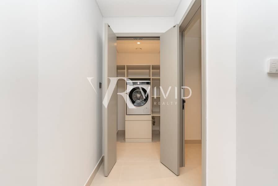 Pool and Park | Fully Upgraded | Sunset Backyard - Image 9