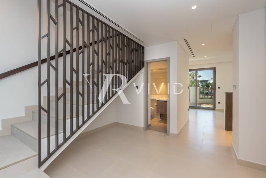 Pool and Park | Fully Upgraded | Sunset Backyard - Image 10