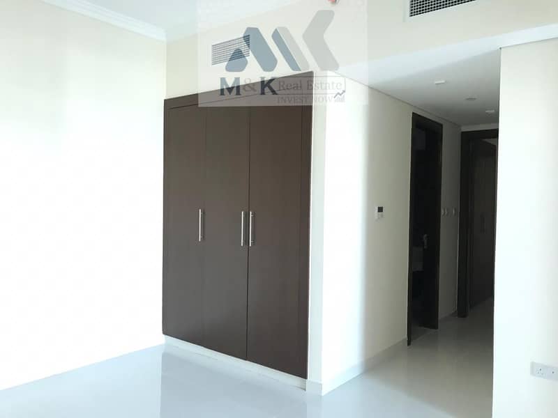 Elegant 2Bed room Apartment in Wasl Onyx | Karama