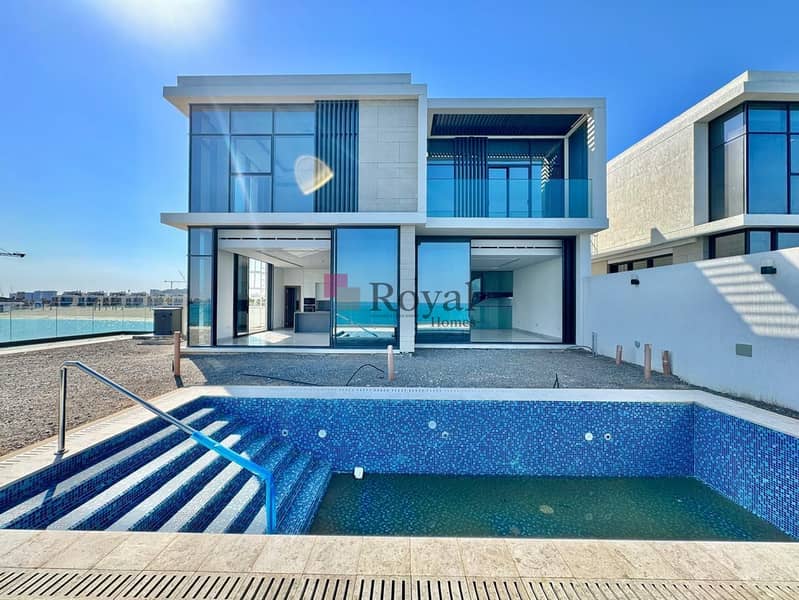 Ultra-Luxury Seafront Corner Villa | Private Pool & Lift | Danah Bay - Image 2