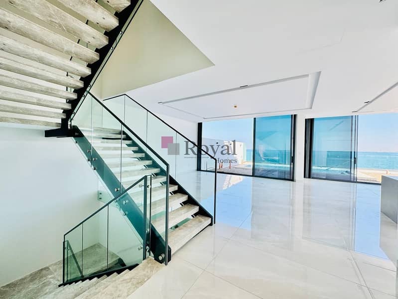 Ultra-Luxury Seafront Corner Villa | Private Pool & Lift | Danah Bay - Image 5
