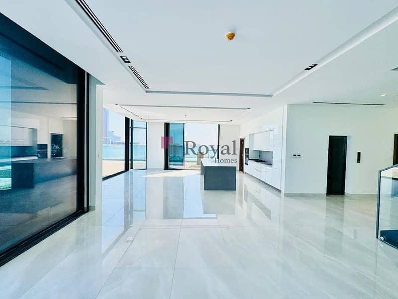 Ultra-Luxury Seafront Corner Villa | Private Pool & Lift | Danah Bay - Image 13