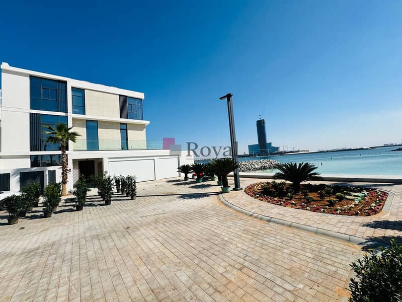 Ultra-Luxury Seafront Corner Villa | Private Pool & Lift | Danah Bay - Image 19