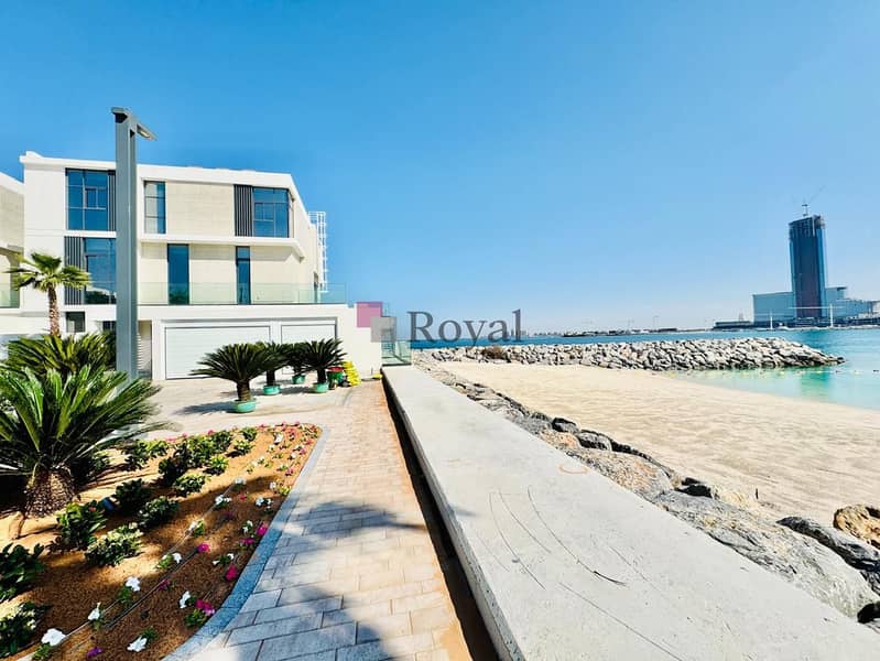 Ultra-Luxury Seafront Corner Villa | Private Pool & Lift | Danah Bay - Image 20